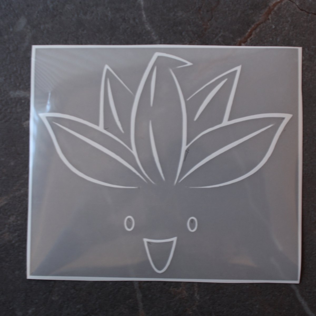 Maak je eigen Oddish Pokemon kleding | Reflective heat transfer zilver | strijkapplicatie sticker reflecterend voor t-shirt, trui, hoodie, sweater | pokemon kaarten | ash | zelf aanbrengen met strijkijzer | Pokemon Go | Kids | Customize